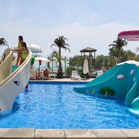 Sunrise Aparthotel Pool & Spa Mamaia Nord Năvodari Exteriér fotografie