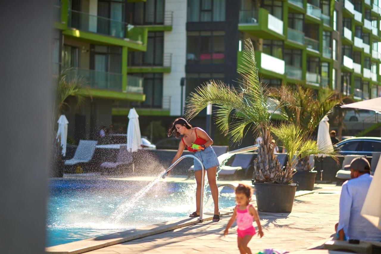 Sunrise Aparthotel Pool & Spa Mamaia Nord Năvodari Exteriér fotografie